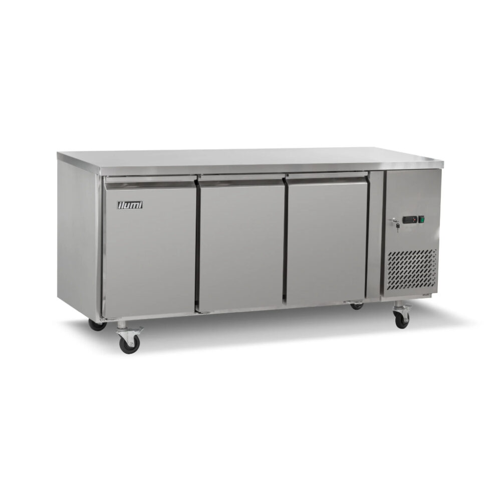 Mesa Refrigerada de 420 Lts con 3 puertas sólidas